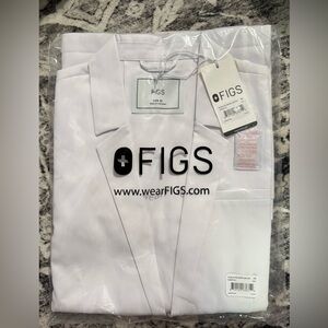FIGS Bellevue Short Lab Coat BNWT